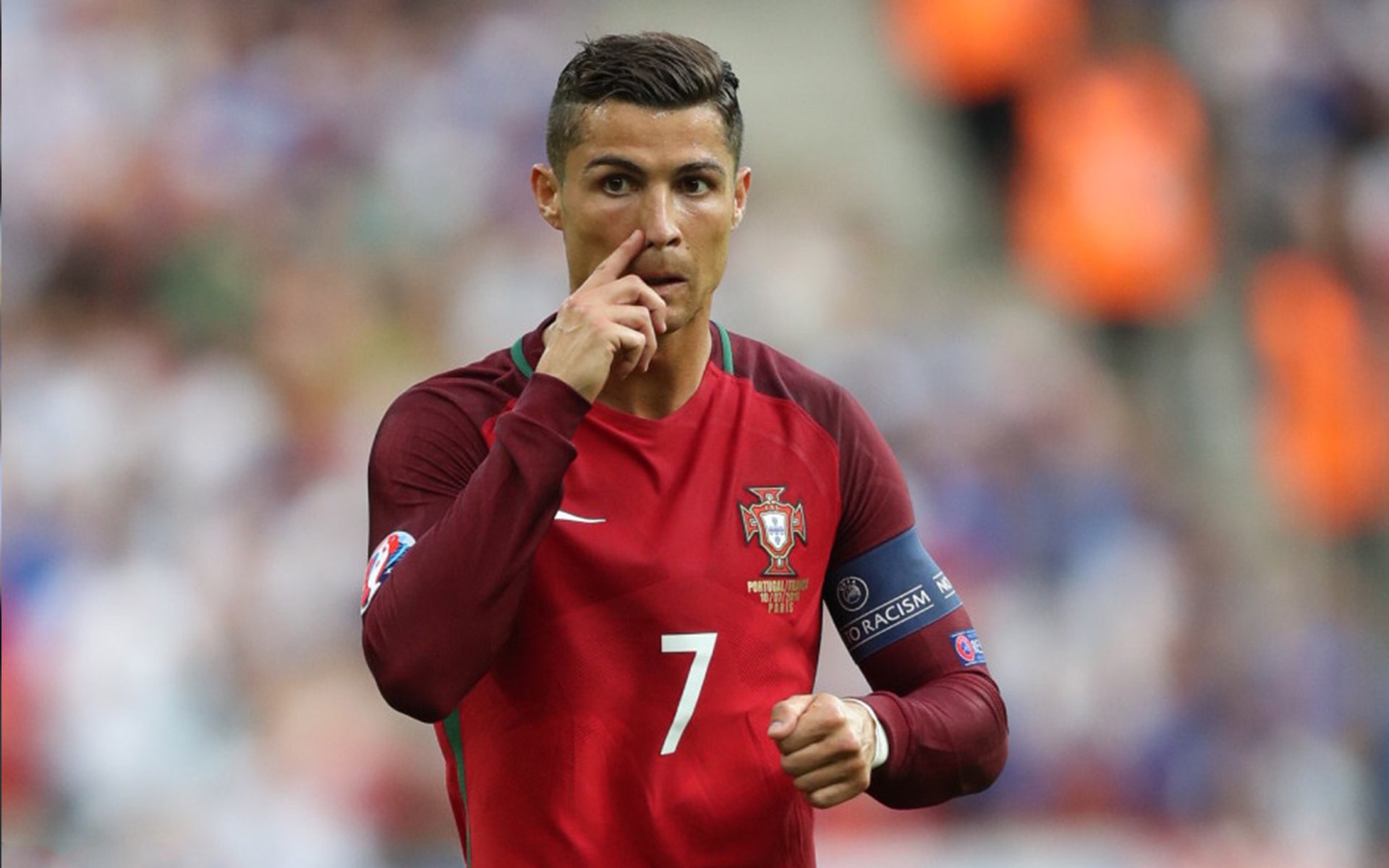 “极速一触即发：超越自我极限的巅峰对决”，极速超越宣传片